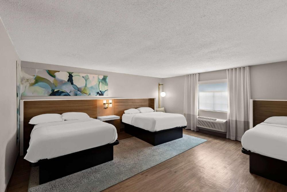 Wyndham Garden Ankeny Image 11